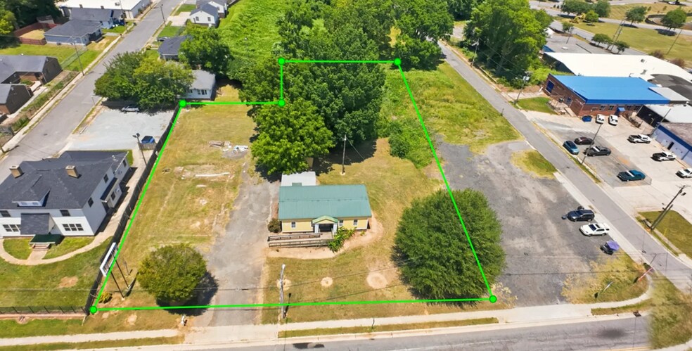 524 W Airline Ave, Gastonia, NC à vendre - Photo principale – Image 1 sur 5