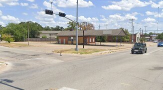 Plus de détails pour 3901 E 29th St, Bryan, TX - Local commercial à louer