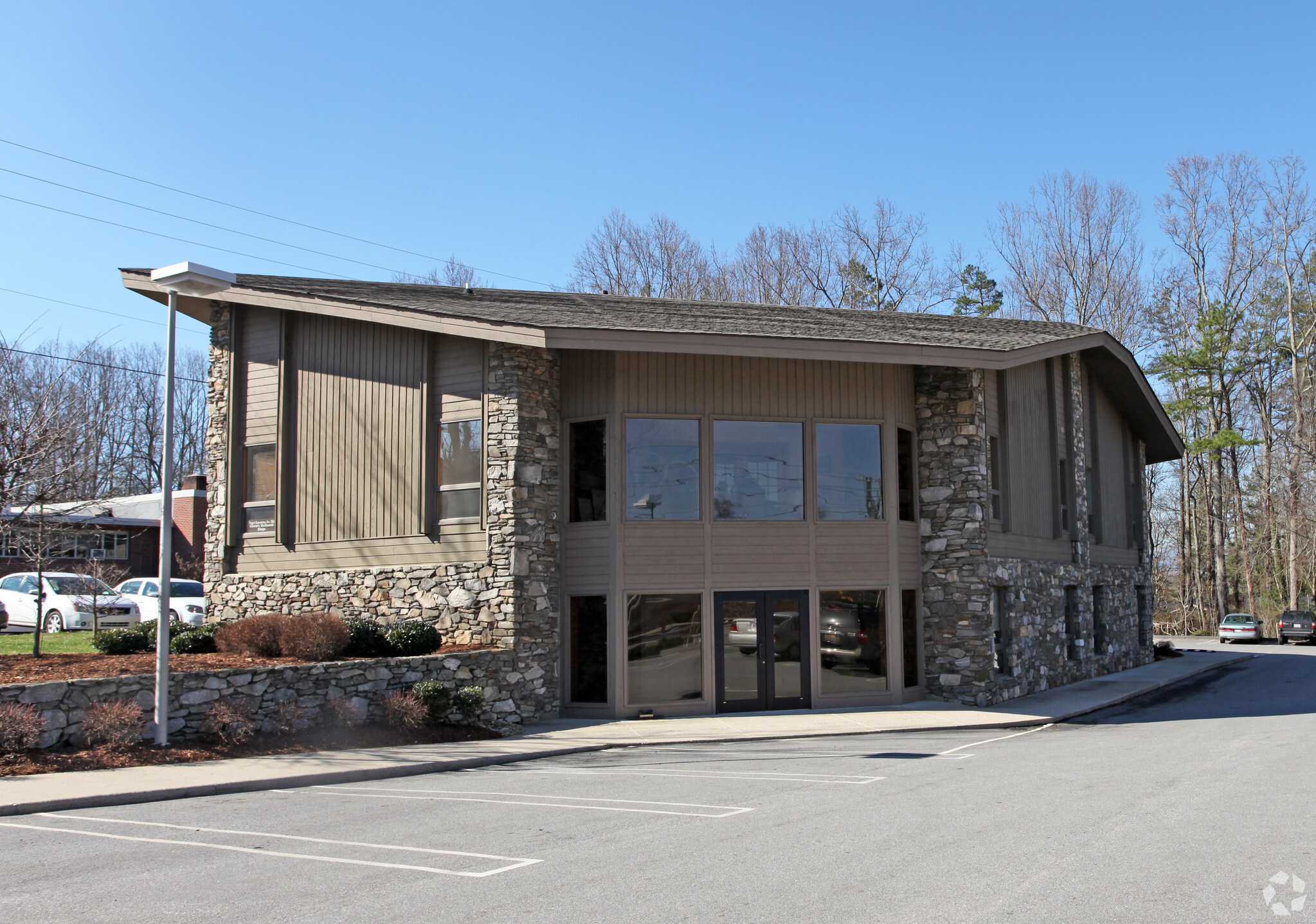 1091 Hendersonville Rd, Asheville, NC à louer Photo principale– Image 1 sur 6