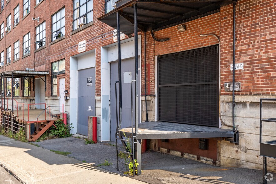 2017-2121 Rue Parthenais, Montréal, QC à louer - Photo de l’immeuble – Image 2 sur 5