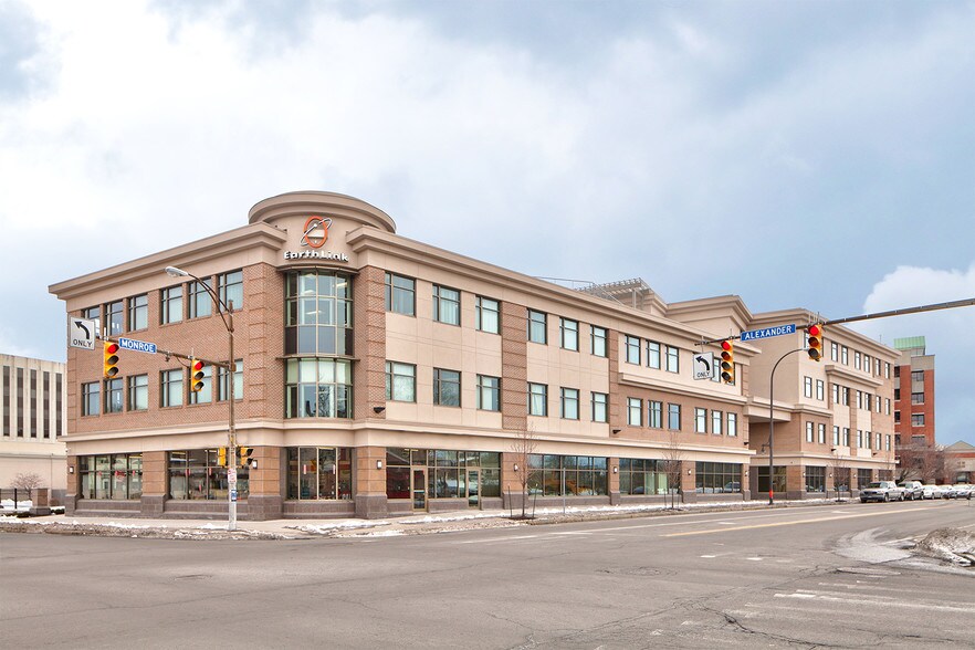 330-350 Monroe Ave, Rochester, NY à louer - Photo de l’immeuble – Image 2 sur 8