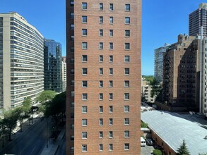 331 W Surf St, Chicago, IL à louer Photo intérieure– Image 2 sur 3