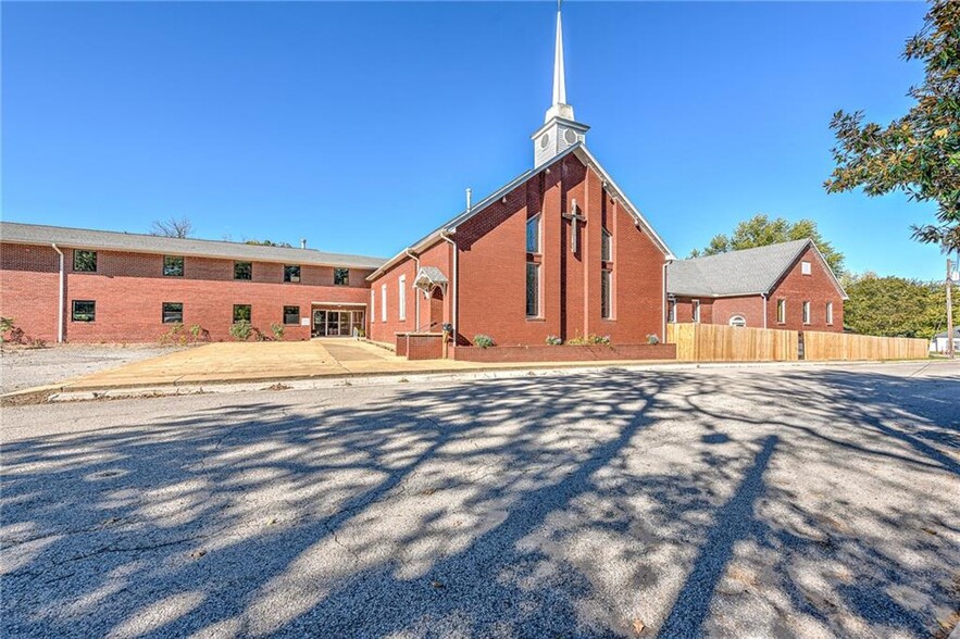 510 E Madison Ave, Berryville, AR à vendre - Autre – Image 3 sur 58