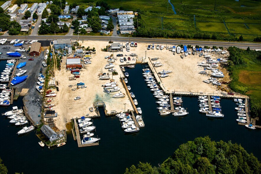 470 S Green St, Tuckerton, NJ à vendre - Photo de l’immeuble – Image 1 sur 14