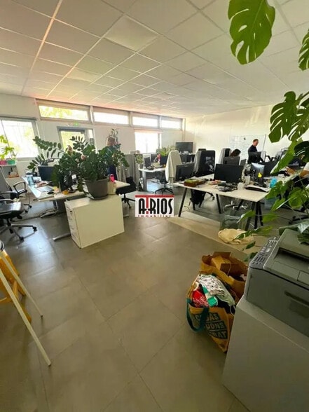 Bureau dans La Garde à louer - Photo de l’immeuble – Image 1 sur 11