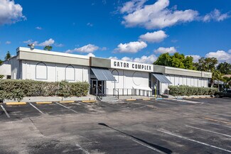 Plus de détails pour 1901 Crystal Dr, Fort Myers, FL - Local commercial à vendre