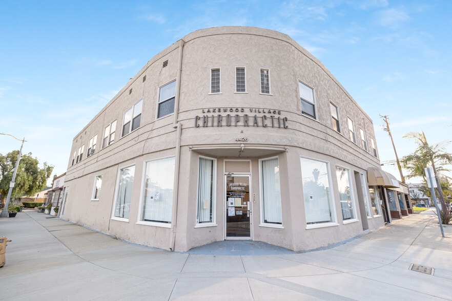 4408 E Greenmeadow Rd, Long Beach, CA à vendre - Photo principale – Image 2 sur 2