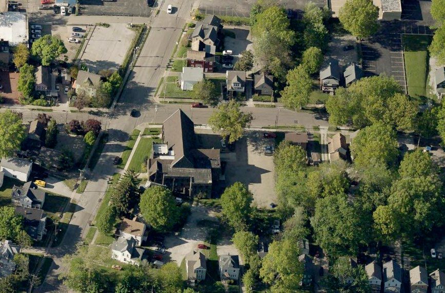421 Spicer St, Akron, OH à louer - Photo de l’immeuble – Image 2 sur 6