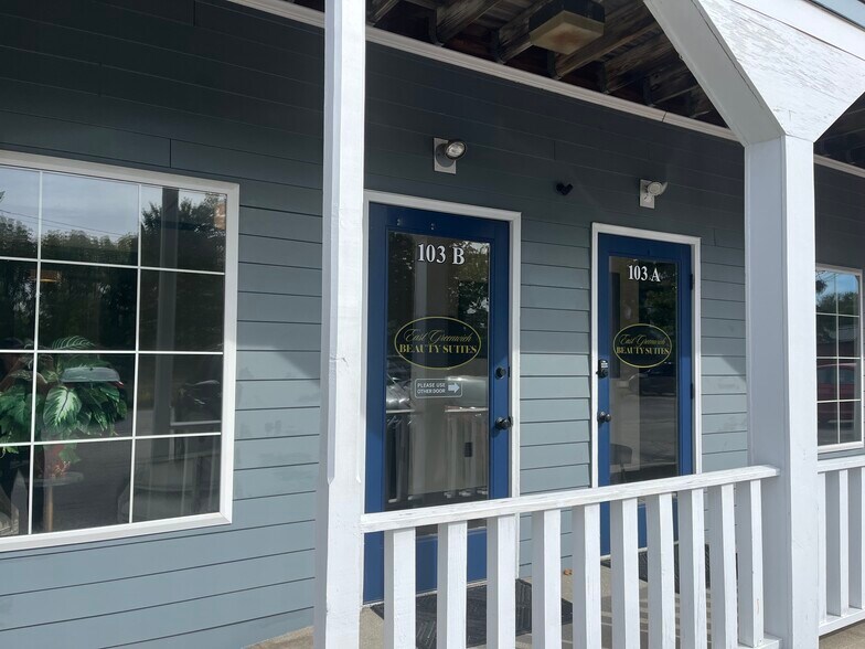 5853 Post Rd, East Greenwich, RI à vendre - Photo de l’immeuble – Image 2 sur 18