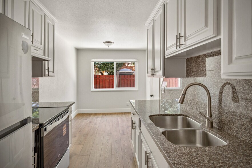 1179 Mesa Dr, San Jose, CA à vendre - Photo de l’immeuble – Image 3 sur 20