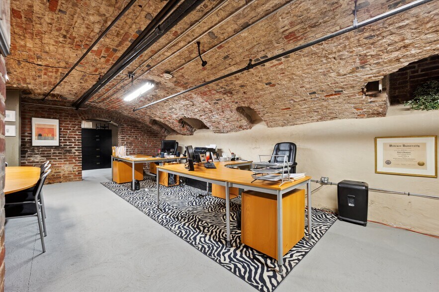 136-138 N 2nd St, Philadelphia, PA à vendre - Photo de l’immeuble – Image 3 sur 13