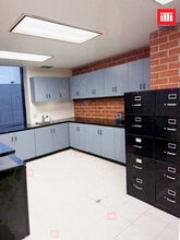 12345 Ventura Blvd, Studio City, CA à louer Photo intérieure– Image 1 sur 10