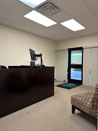 Plus de détails pour 4601 Hollow Tree Dr, Arlington, TX - Bureau/Local commercial à louer