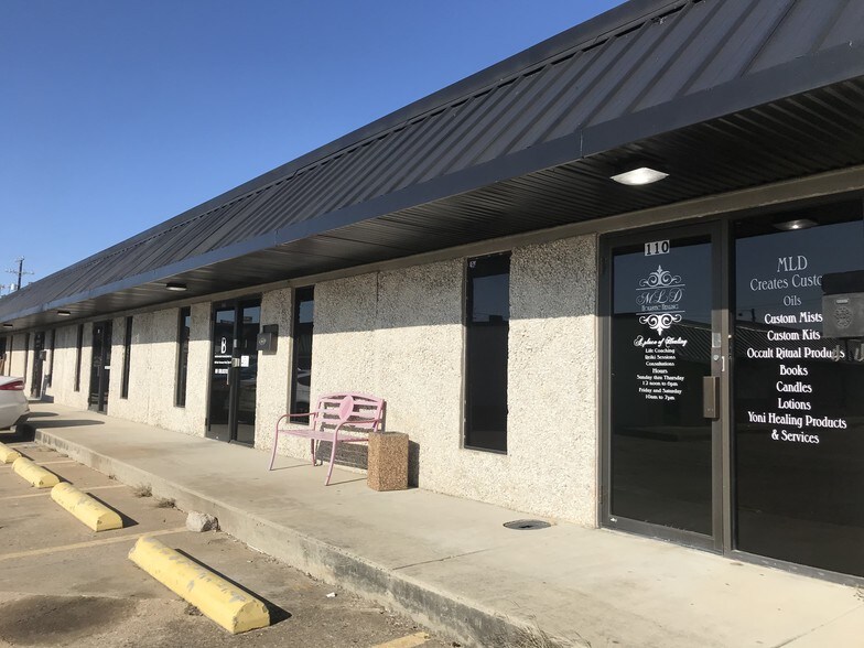 4200 Gus Thomasson Rd, Mesquite, TX à louer - Photo de l’immeuble – Image 1 sur 12