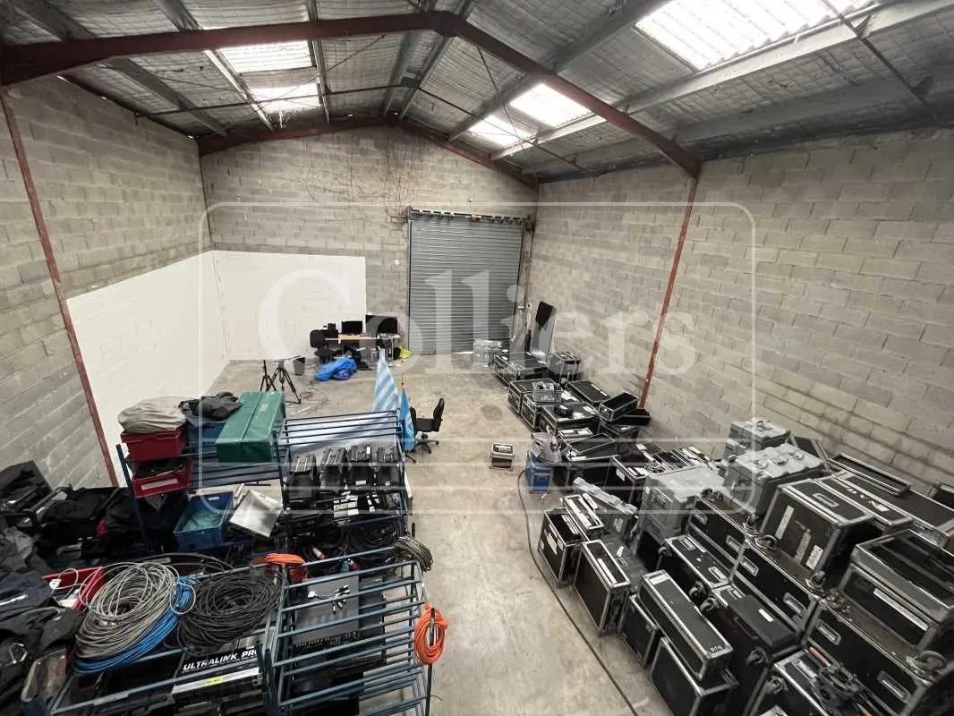 Bureau dans Aix-en-Provence à louer Photo intérieure– Image 1 sur 18