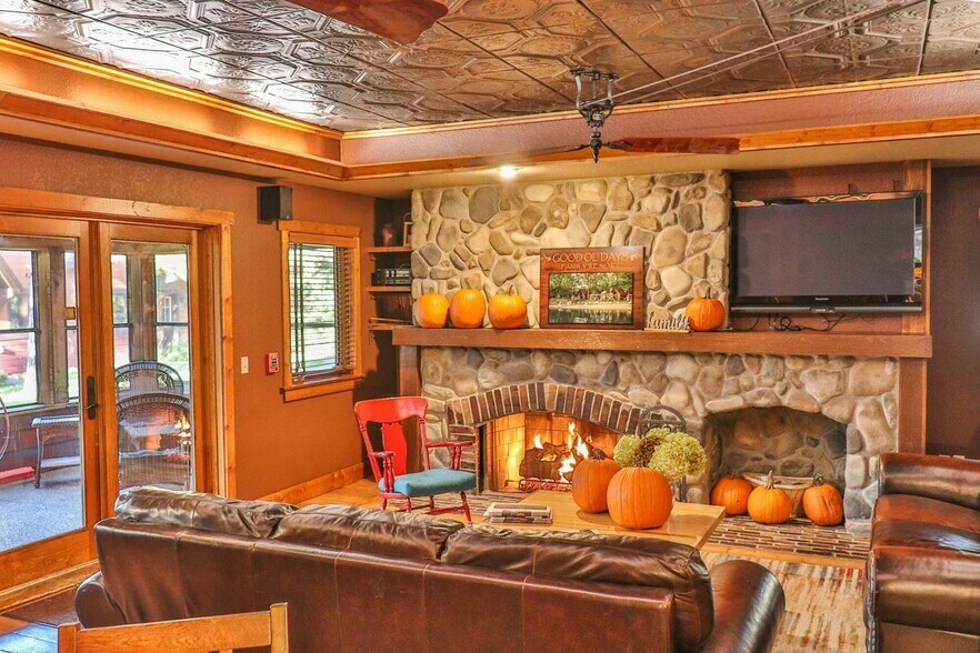 26050 Oak Ln, Nisswa, MN à vendre - Photo de l’immeuble – Image 2 sur 19