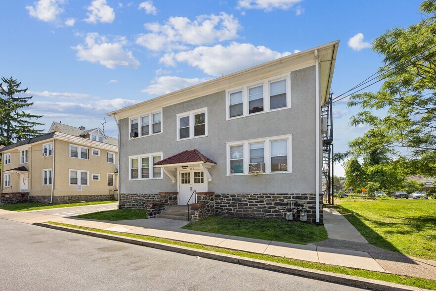 60 Nyack Ave, Lansdowne, PA à vendre - Photo principale – Image 1 sur 1