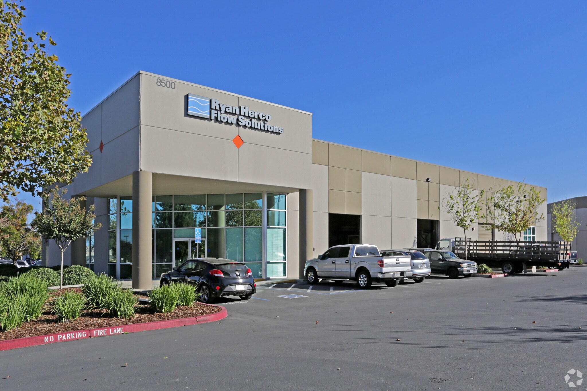8500 Morrison Creek Dr, Sacramento, CA à vendre Photo principale– Image 1 sur 16