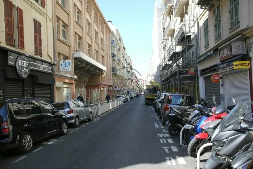 Local commercial dans Nice à louer Photo de l’immeuble– Image 1 sur 2