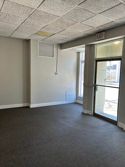 1208 Hull St, Richmond, VA à louer - Photo de l’immeuble – Image 3 sur 12