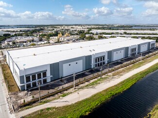 Plus de détails pour 10900 NW 128th Street, Medley, FL - Industriel/Logistique à louer