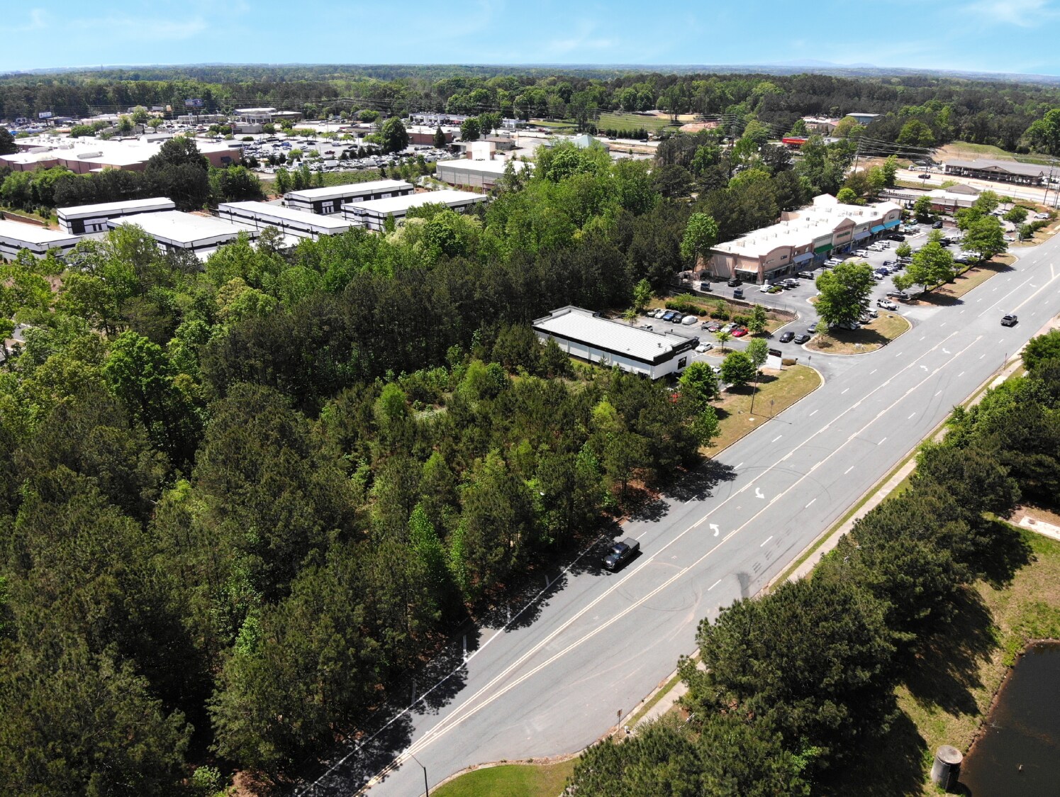 5640 Commerce Blvd, Alpharetta, GA à vendre Photo principale– Image 1 sur 10