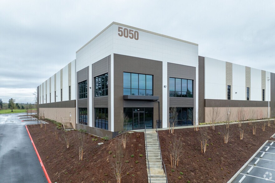 5050 NW Camas Meadows Dr, Camas, WA à vendre - Photo de l’immeuble – Image 2 sur 5