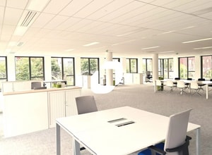 2 Avenue De La Gare, Montigny-le-Bretonneux à louer Photo intérieure– Image 2 sur 6