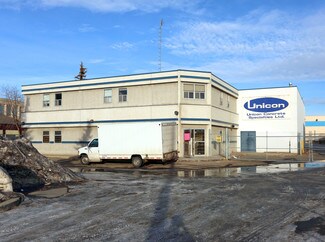 Plus de détails pour 13219 146th St NW, Edmonton, AB - Local d'activités à louer