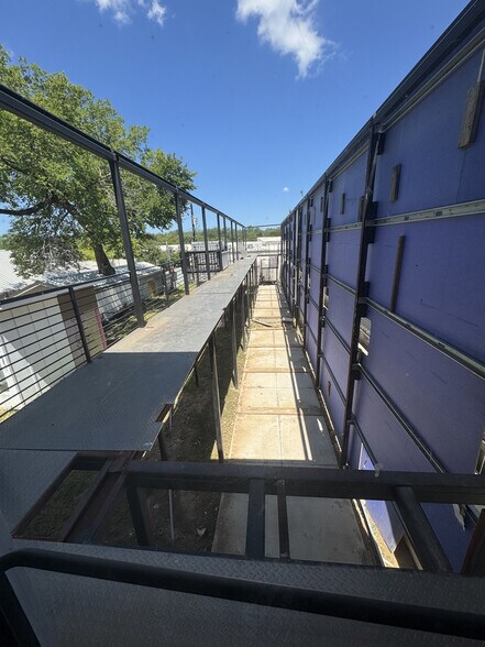 4707 Harmon Ave, Austin, TX à vendre - Photo de l’immeuble – Image 3 sur 21
