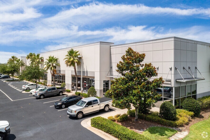 3800 Enterprise Way, Sanford, FL à louer - Photo de l’immeuble – Image 2 sur 11