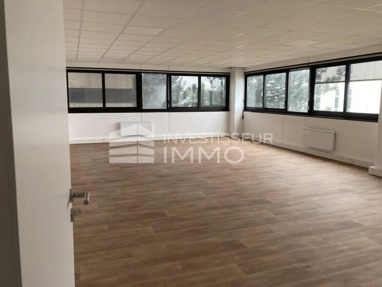 Bureau dans Antony à louer - Photo intérieure – Image 3 sur 6