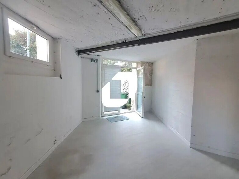 Bureau dans Bordeaux à louer - Photo de l’immeuble – Image 3 sur 10