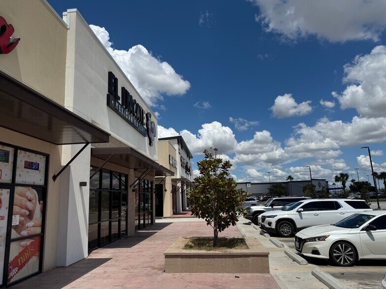 1300 Trenton Rd, McAllen, TX à vendre - Photo de l’immeuble – Image 3 sur 9