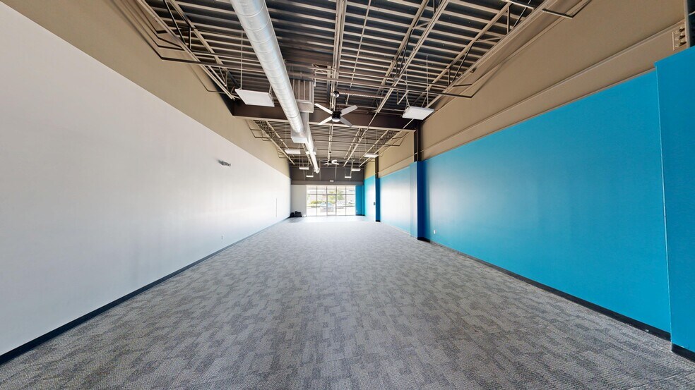 10150 Maysville Rd, Fort Wayne, IN à louer - Photo de l’immeuble – Image 3 sur 3