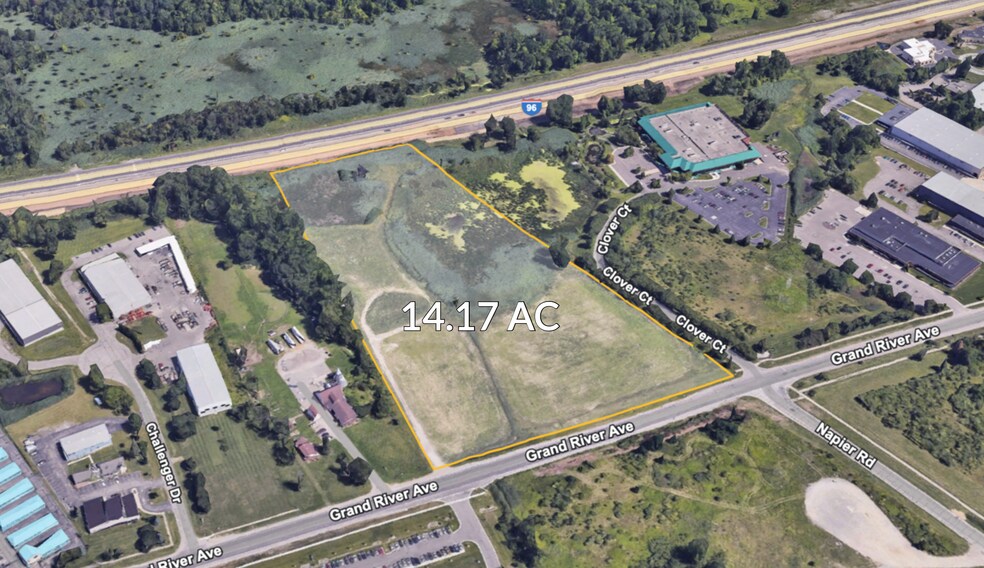 Grand River Ave, Wixom, MI à vendre - Photo de l’immeuble – Image 2 sur 5