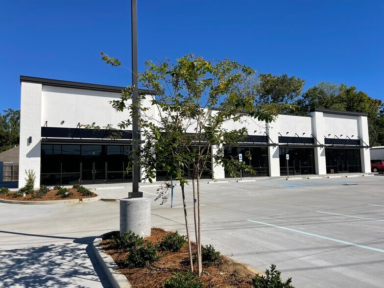 13211 Coursey Blvd, Baton Rouge, LA à louer - Photo de l’immeuble – Image 3 sur 38
