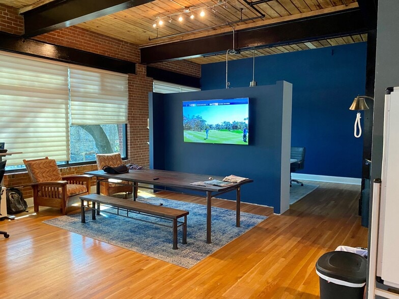 310 Arlington Ave, Charlotte, NC à louer - Photo intérieure – Image 2 sur 10