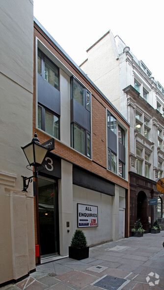 3-3A Lovat Ln, Londres à vendre - Photo de l’immeuble – Image 2 sur 7