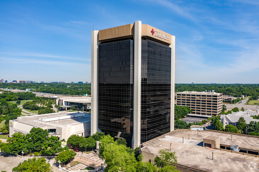 12700 Park Central Dr, Dallas, TX à louer - Photo de l’immeuble – Image 2 sur 4