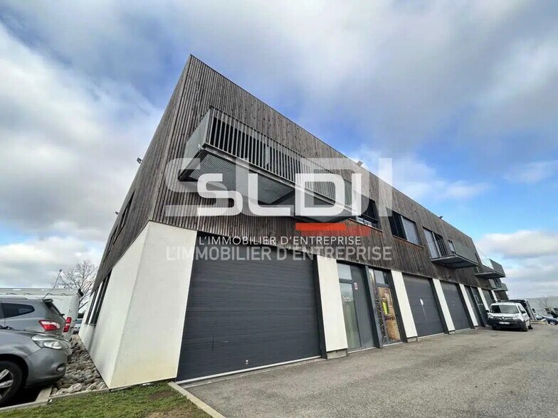 Local d'activités dans Montanay à vendre - Photo de l’immeuble – Image 2 sur 5