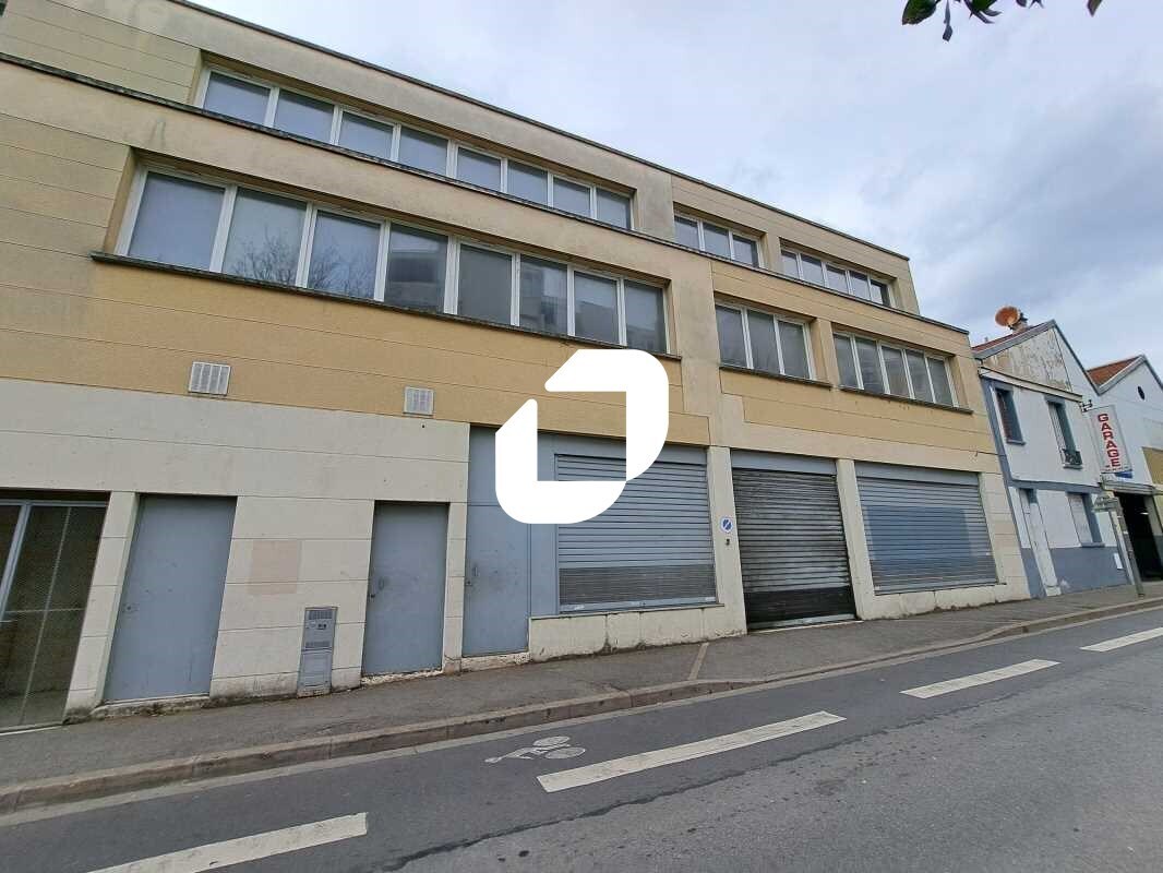 Local d’activités dans Bagnolet à louer Photo de l’immeuble– Image 1 sur 19