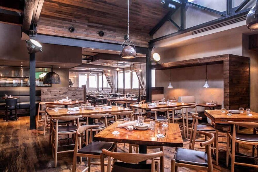 1106 NE Crescent Ave, Atlanta, GA à louer - Photo de l’immeuble – Image 1 sur 3