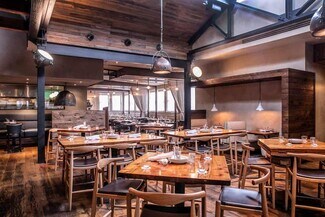 Plus de détails pour 1106 NE Crescent Ave, Atlanta, GA - Local commercial à louer