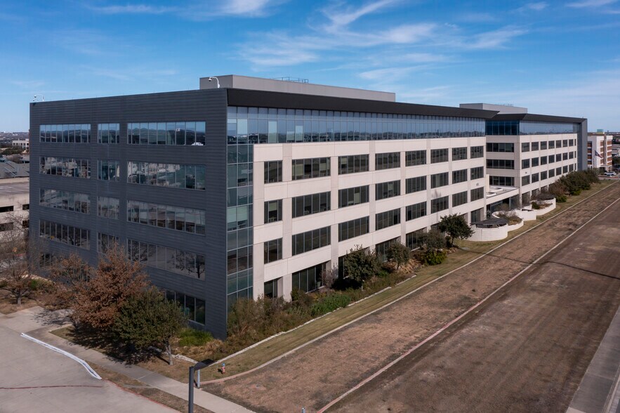 1100 W Louis Henna Blvd, Round Rock, TX à vendre - Photo de l’immeuble – Image 2 sur 7