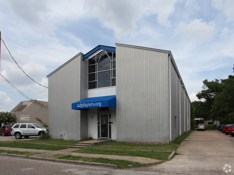 2613 Saint St, Houston, TX à louer - Photo principale – Image 1 sur 13