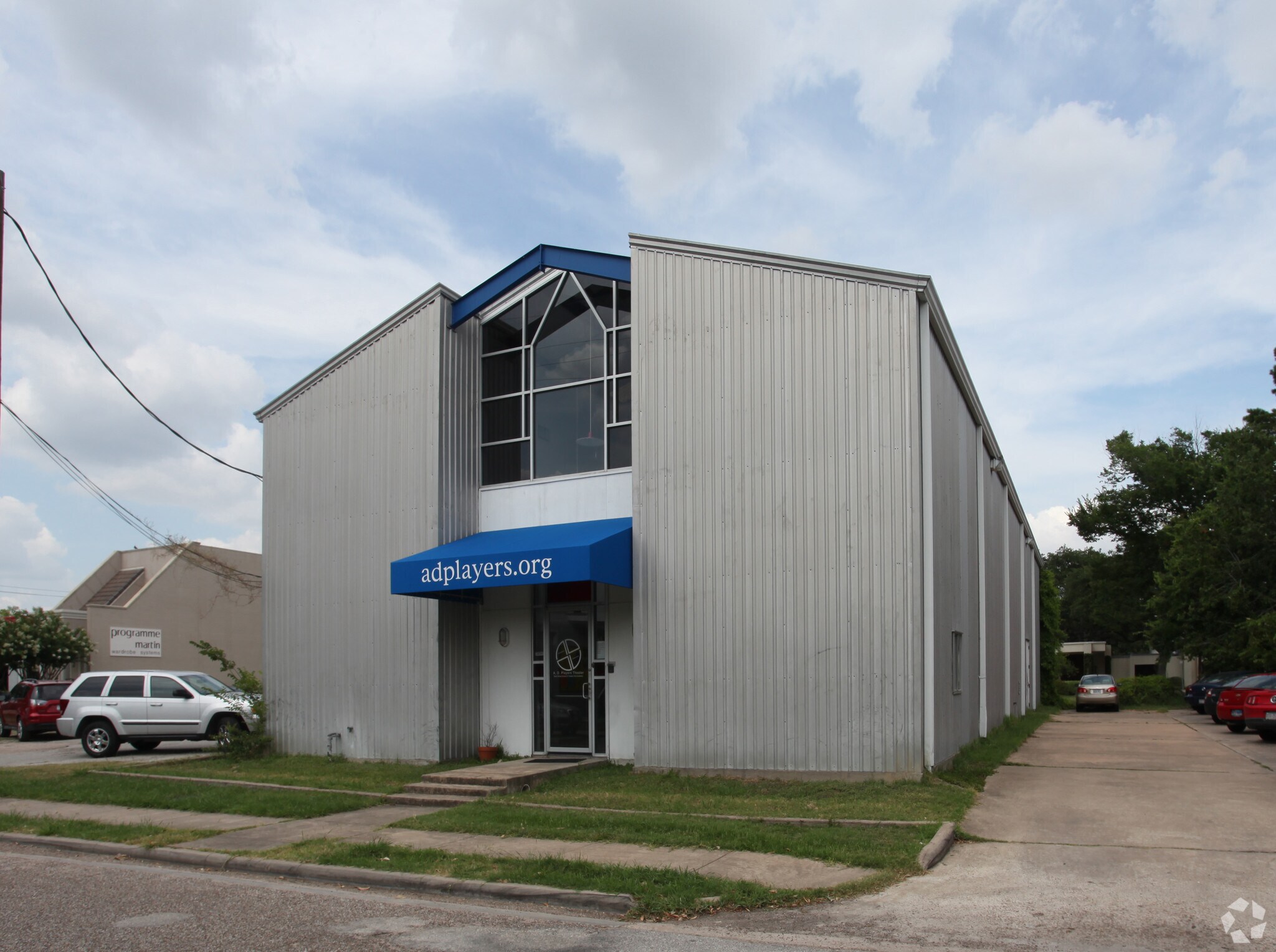 2613 Saint St, Houston, TX à louer Photo principale– Image 1 sur 14