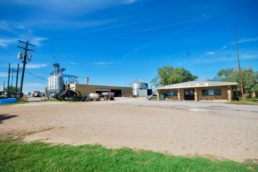 5040 Fm 1295, Moulton, TX à vendre - Photo principale – Image 2 sur 42