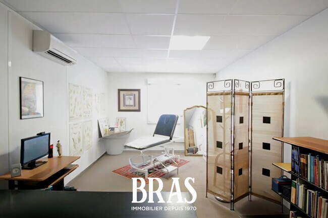 Plus de détails pour Bureau à louer