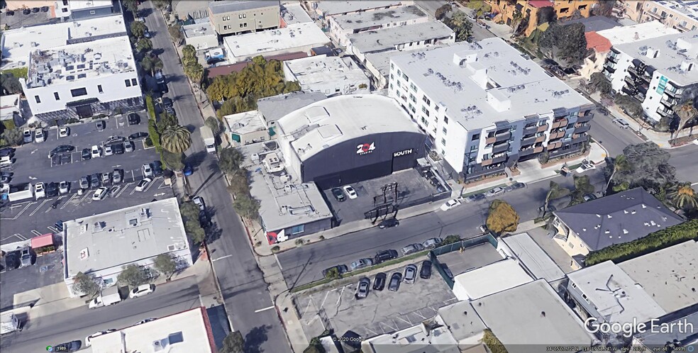 800 N Seward St, Hollywood, CA à vendre - Photo de l’immeuble – Image 3 sur 6